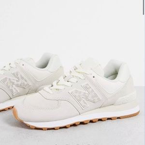 New Balance 574 sneakers in white and animal print - new in box!! Never worn
